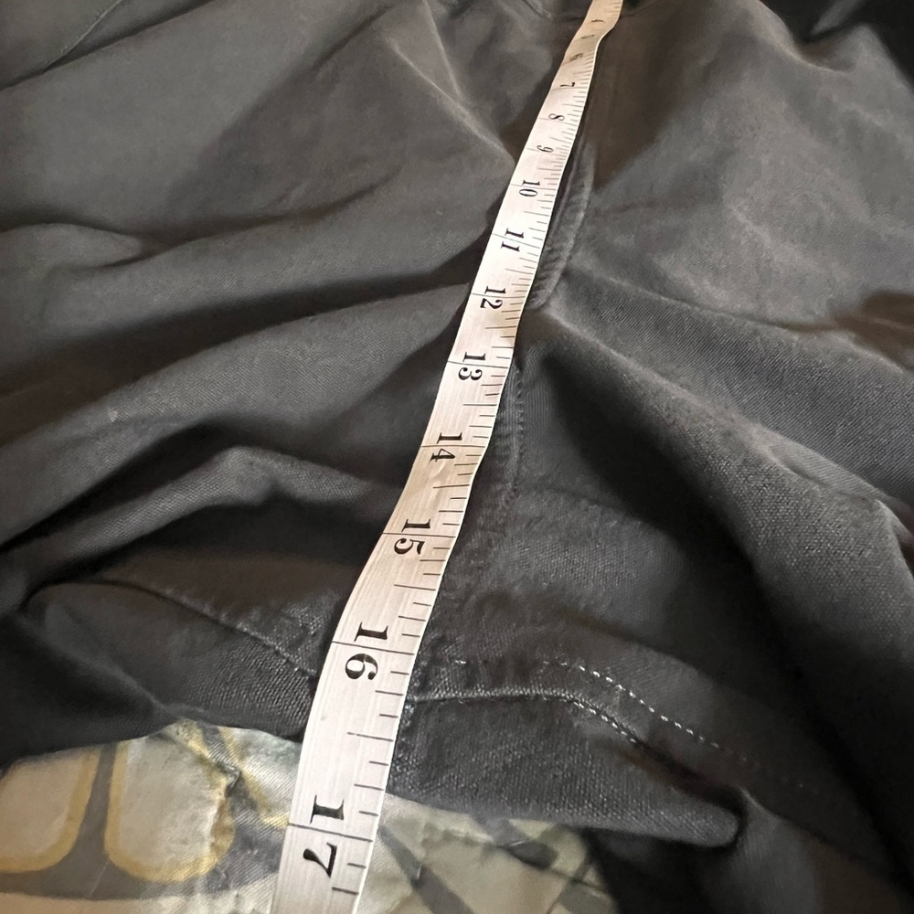 Lululemon Light Utilitech High Rise Cargo Utility Pants Joggers, Charcoal, 29 - Picture 9 of 16